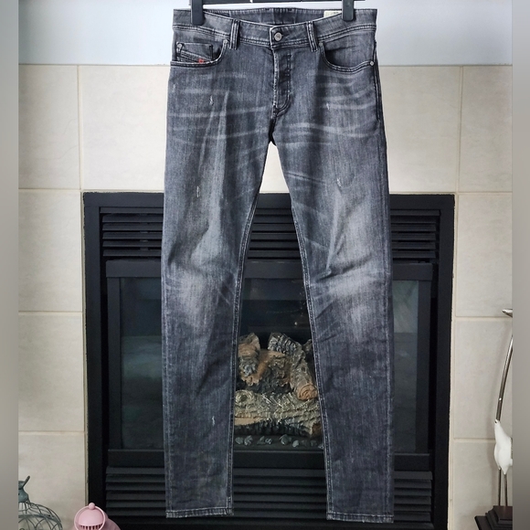 Diesel Troxer R4NQ8 Slim Skinny Faded Black Stretch Jeans W33 xL34 - Picture 1 of 13